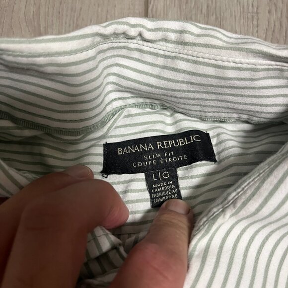 Banana Republic Men's White Stripe Styled Casual Button up Dress Shirt Large - Picture 2 of 6